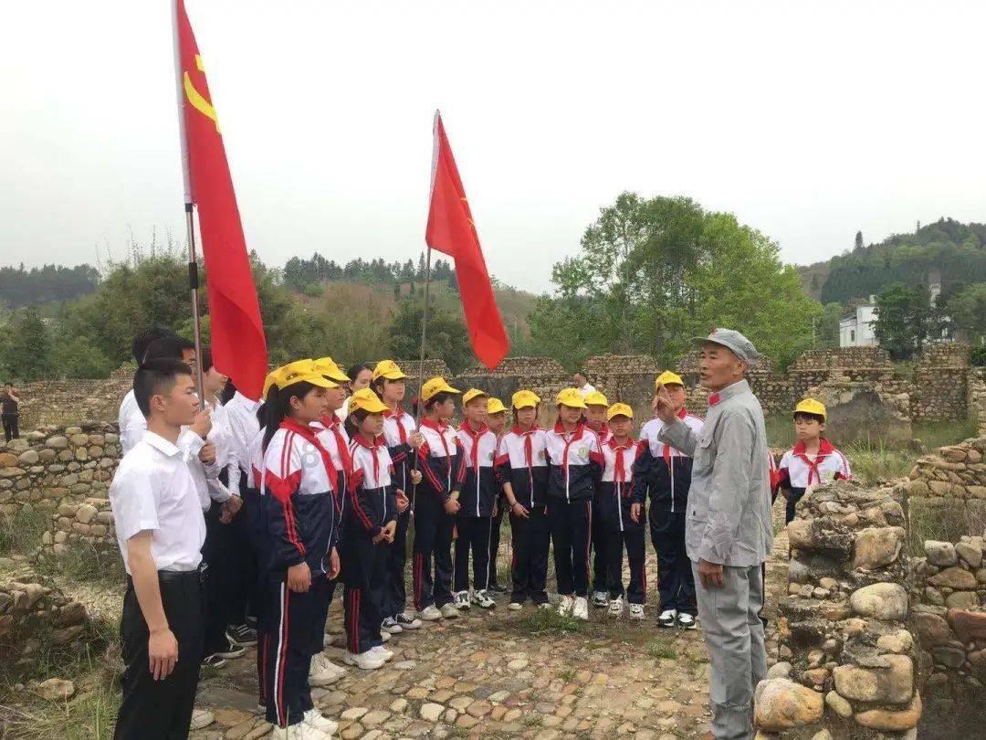救援部落穴居人