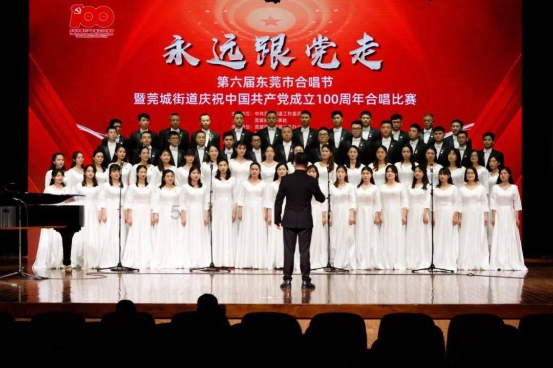 我都已经二十七八了不喜欢独立不喜欢社会的险恶，总是希望自己一直是个小孩被家长管着无忧无虑为什么?游戏画面